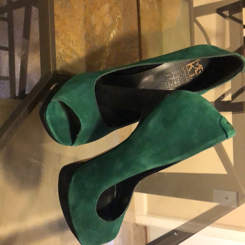 Hunter green platform heels